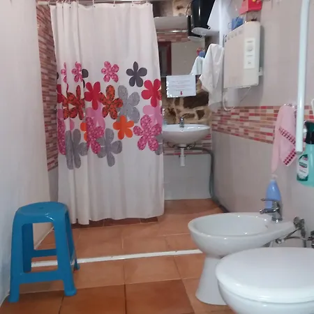 A Casina Di Marcello Hostel *